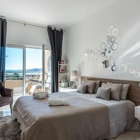 Beachfront Flat, Private Parking, Pools, Sea At Less Than 200 M (Adults Only) Albufeira Exterior photo