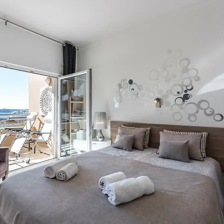Beachfront Flat, Private Parking, Pools, Sea At Less Than 200 M (Adults Only) Albufeira Exterior photo
